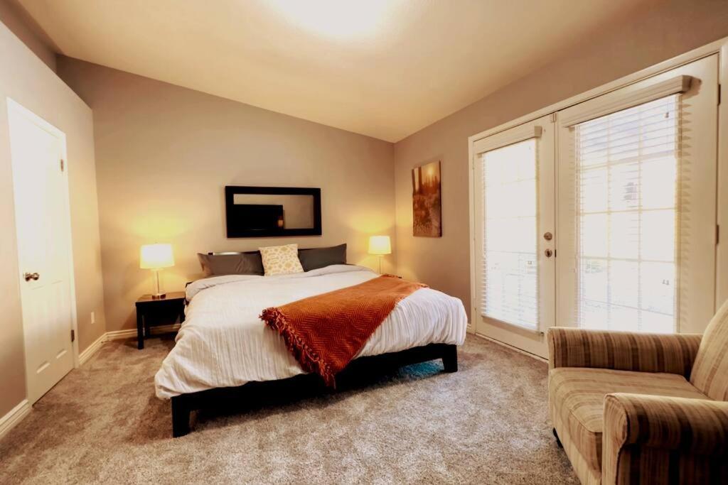 Mesa Oasis Private Pool Spacious! 10+ Guests 7 Beds New, Great Location! Eksteriør billede