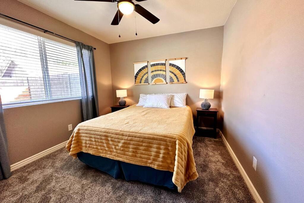 Mesa Oasis Private Pool Spacious! 10+ Guests 7 Beds New, Great Location! Eksteriør billede
