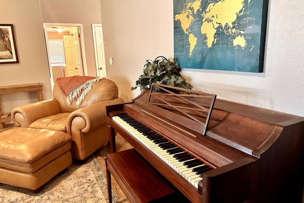 Mesa Oasis Private Pool Spacious! 10+ Guests 7 Beds New, Great Location! Eksteriør billede